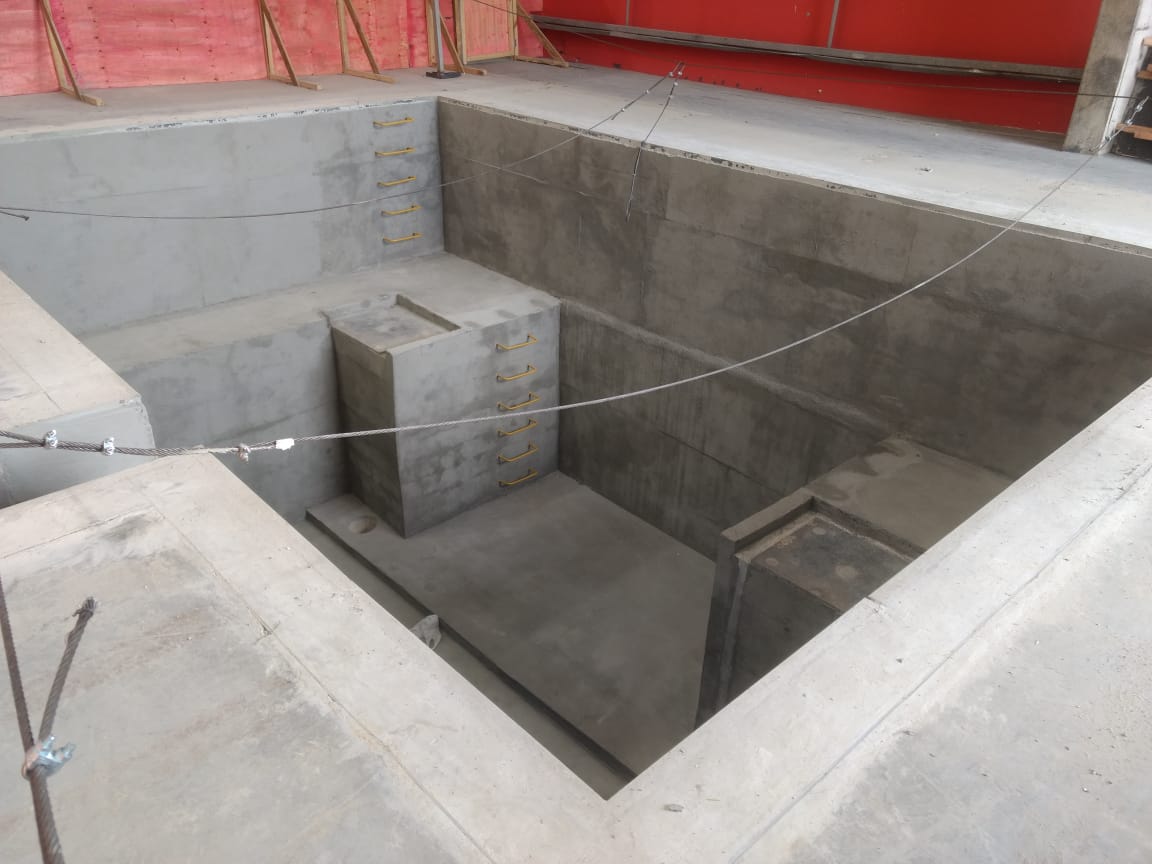 Presa Schuler Alema - 800 toneladas